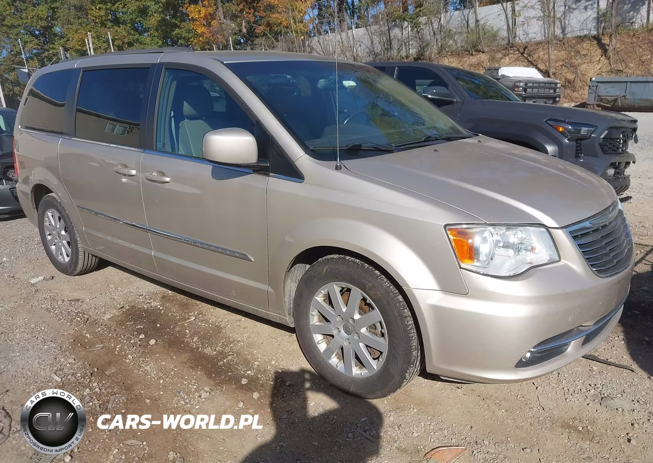 2016 Chrysler Town & Country Touring VIN:2C4RC1BG5GR229000 - 1