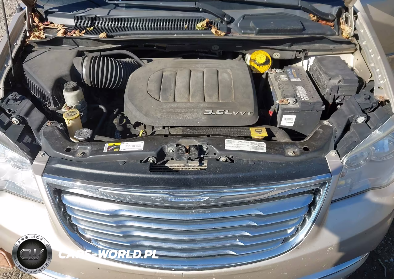 2016 Chrysler Town & Country Touring VIN:2C4RC1BG5GR229000 - 10