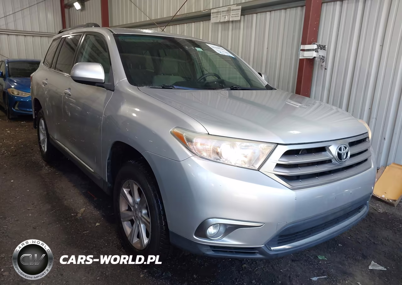 2013 Toyota Highlander Base Plus V6