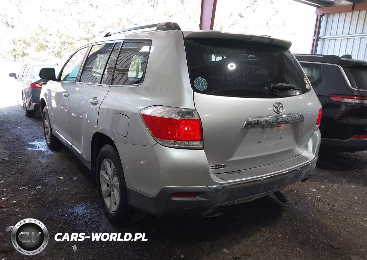 2013 Toyota Highlander Base Plus V6 VIN:5TDZK3EH2DS109189 - 3