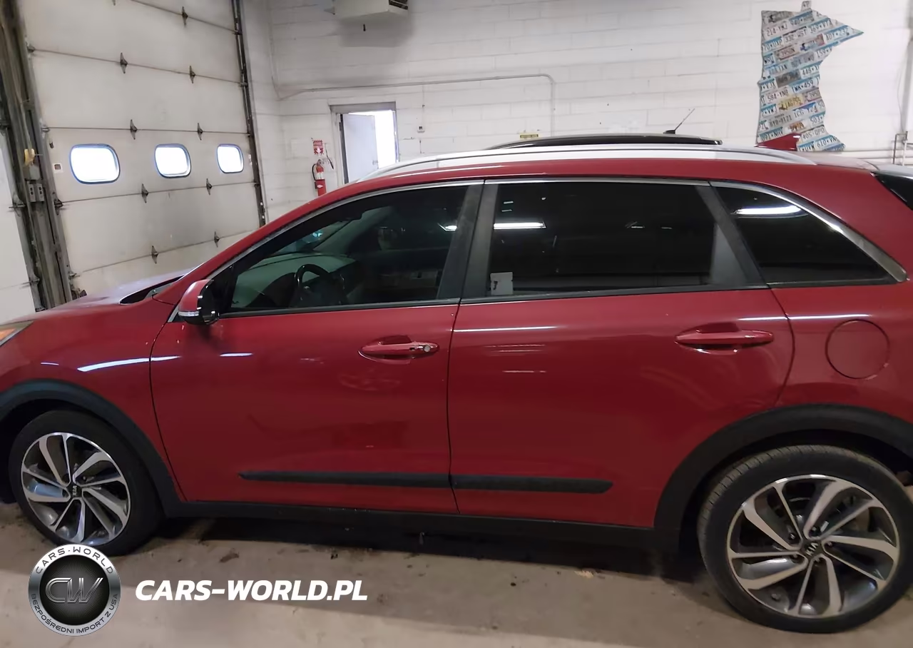 2017 Kia Niro Touring VIN:KNDCE3LC7H5038054 - 14