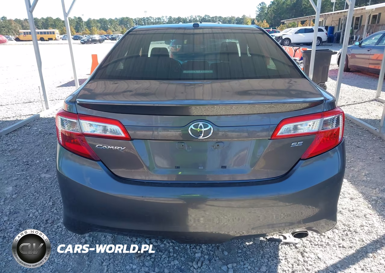 2014 Toyota Camry Se VIN:4T1BF1FK3EU750087 - 16
