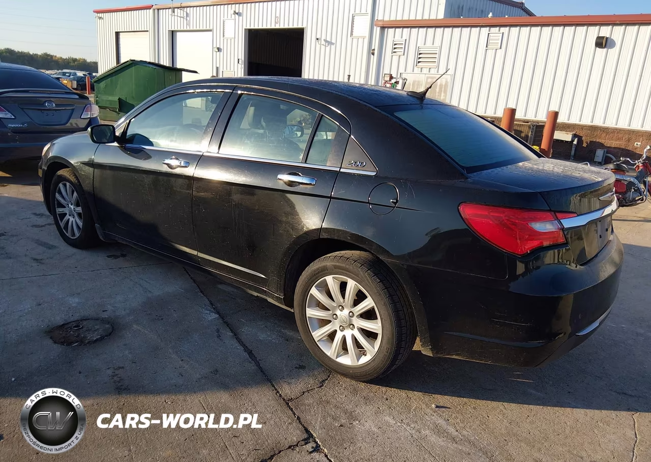 2014 Chrysler 200 Limited VIN:1C3CCBCG8EN134570 - 3