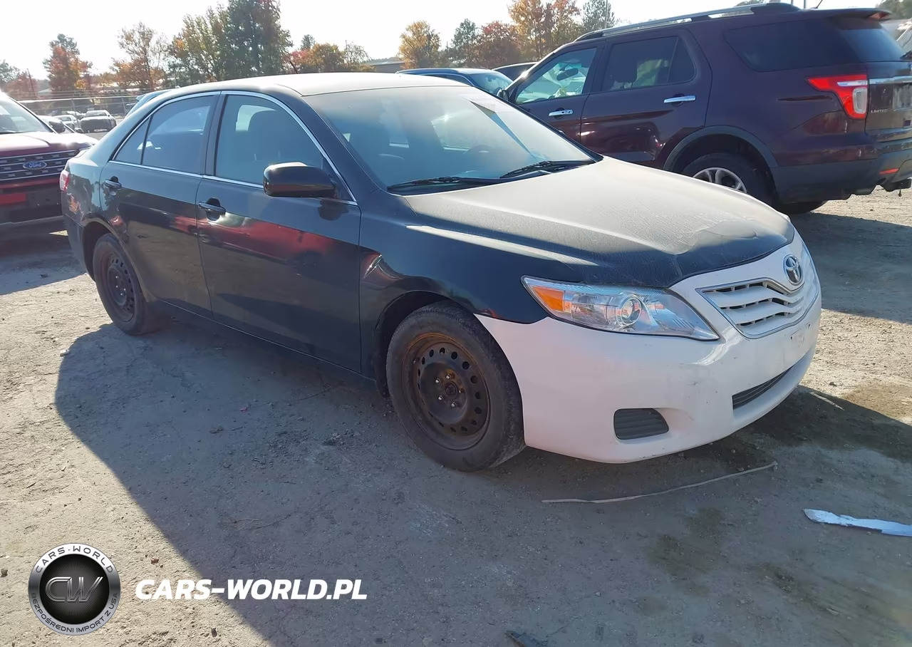 2010 Toyota Camry – zdjęcie 1 z 11