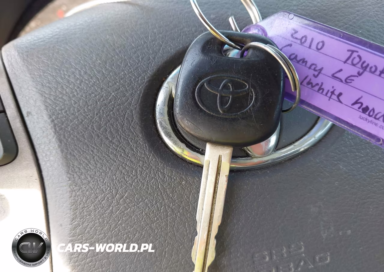 2010 Toyota Camry VIN:4T1BF3EK3AU015973 - 11