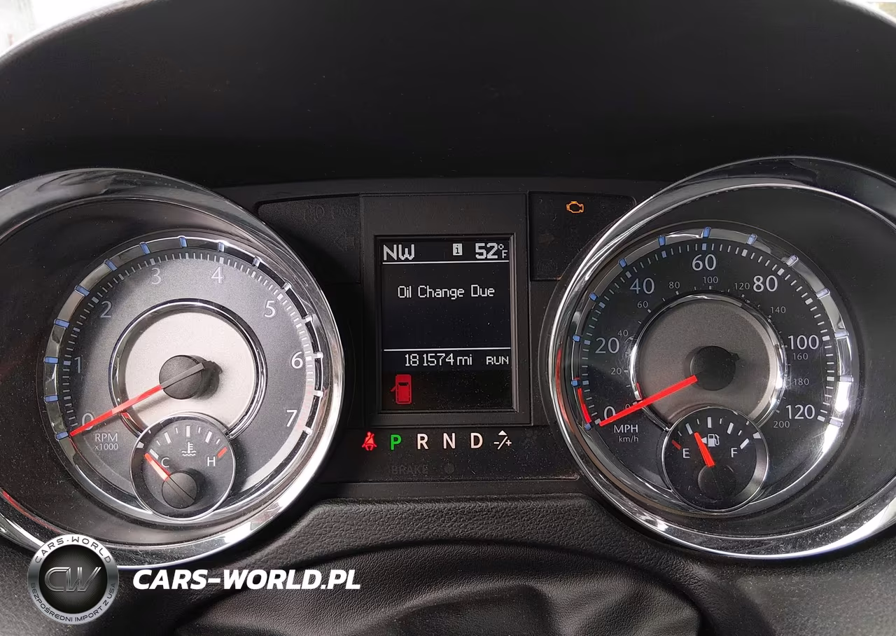 2014 Chrysler Town & Country Touring VIN:2C4RC1BG7ER403193 - 7