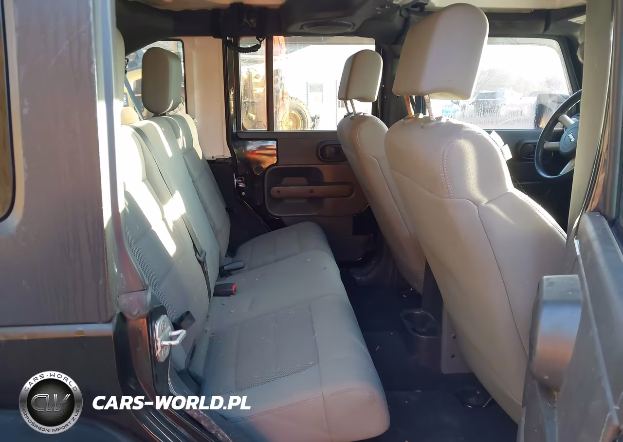 2008 Jeep Wrangler Unlimited Sahara VIN:1J8GA59108L532047 - 8