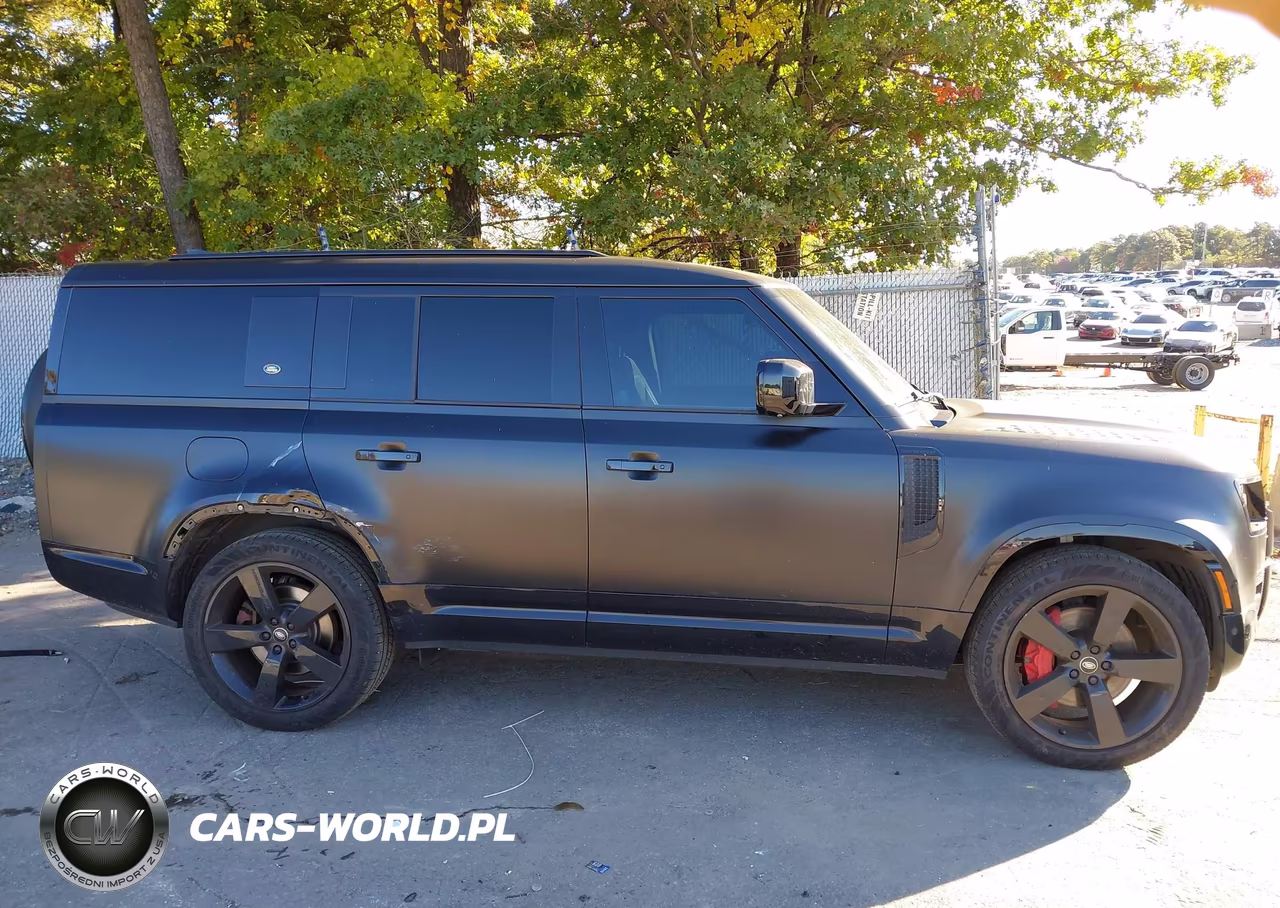 2023 Land Rover Defender 130 X-Dynamic Se VIN:SALE2FEU1P2160474 - 13