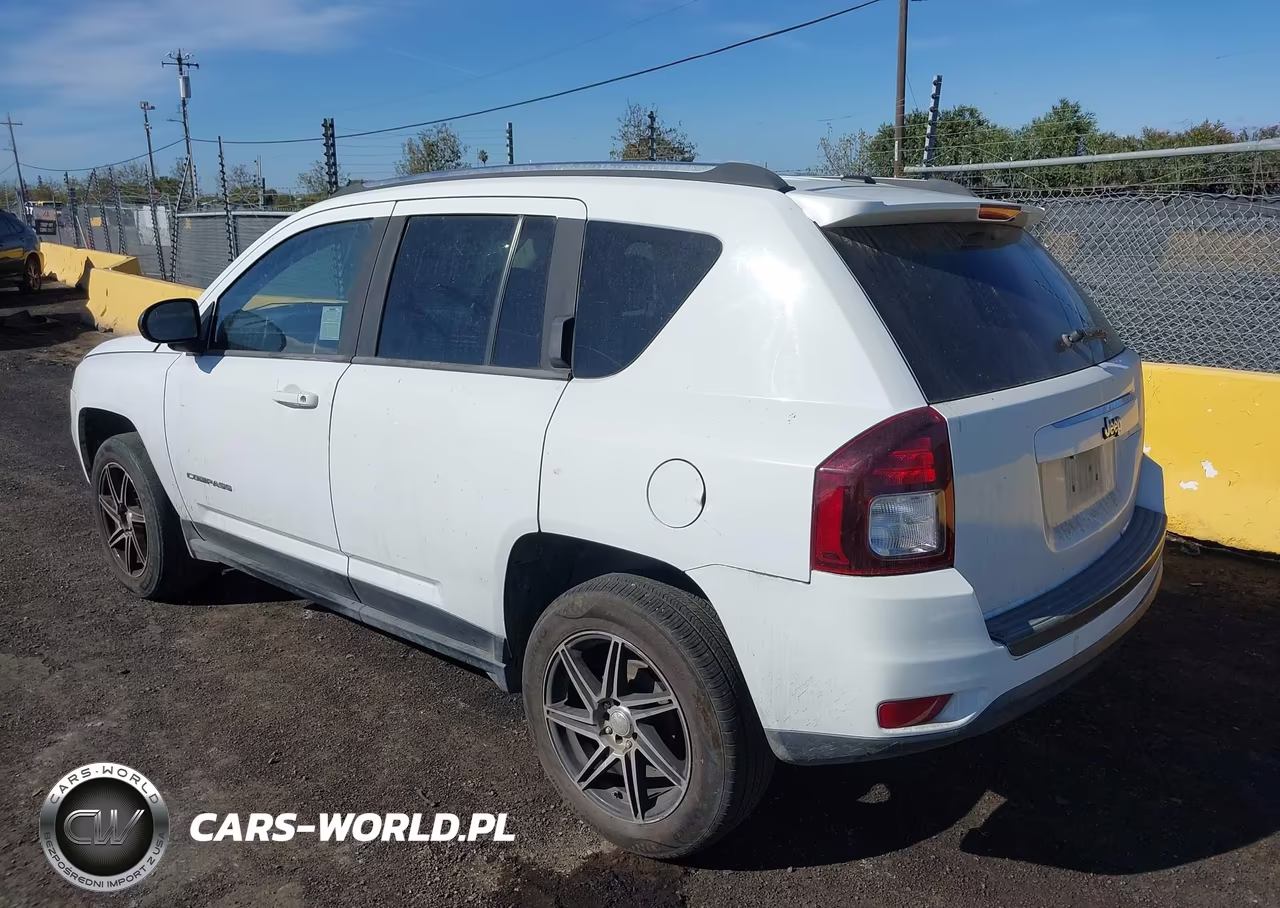 2014 Jeep Compass Sport VIN:1C4NJCBB7ED504144 - 3