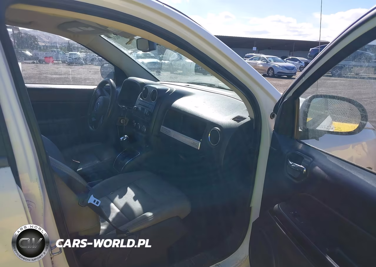 2014 Jeep Compass Sport VIN:1C4NJCBB7ED504144 - 5