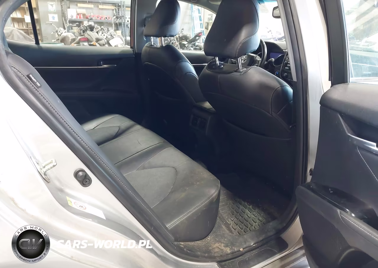 2018 Toyota Camry Xse VIN:4T1B61HK5JU500552 - 8