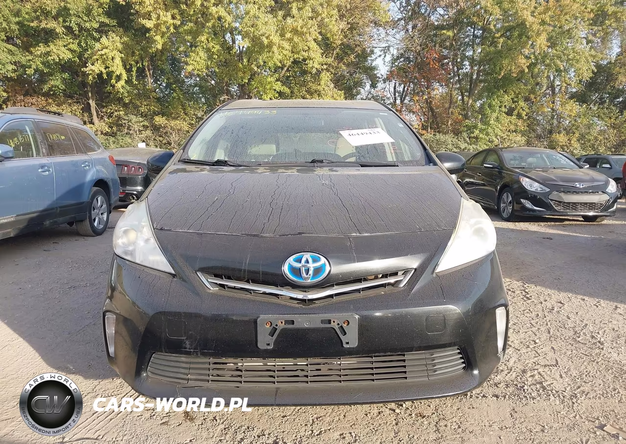 2012 Toyota Prius V Three VIN:JTDZN3EU6C3063614 - 12