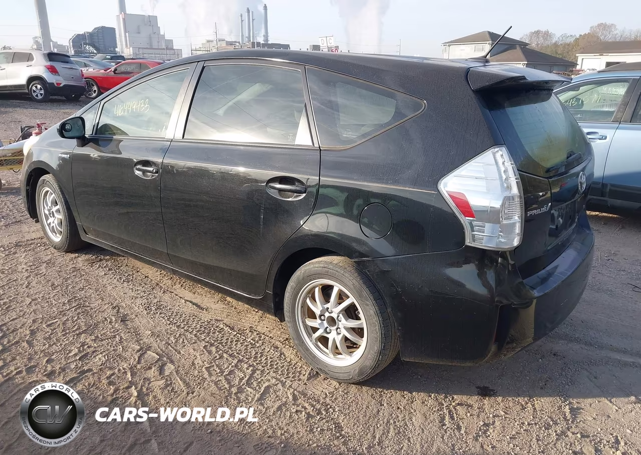 2012 Toyota Prius V Three VIN:JTDZN3EU6C3063614 - 3