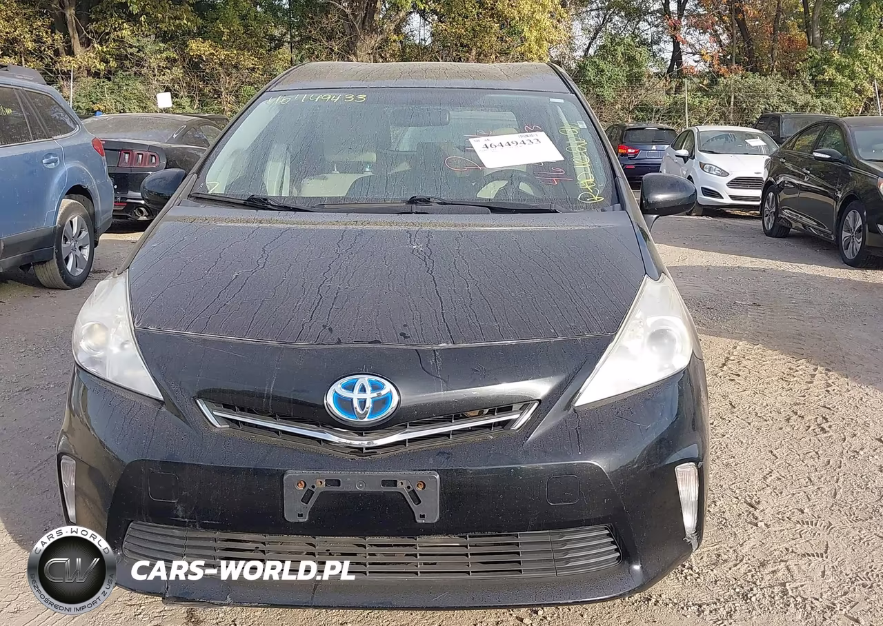 2012 Toyota Prius V Three VIN:JTDZN3EU6C3063614 - 6