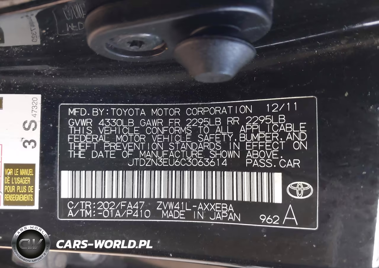 2012 Toyota Prius V Three VIN:JTDZN3EU6C3063614 - 9