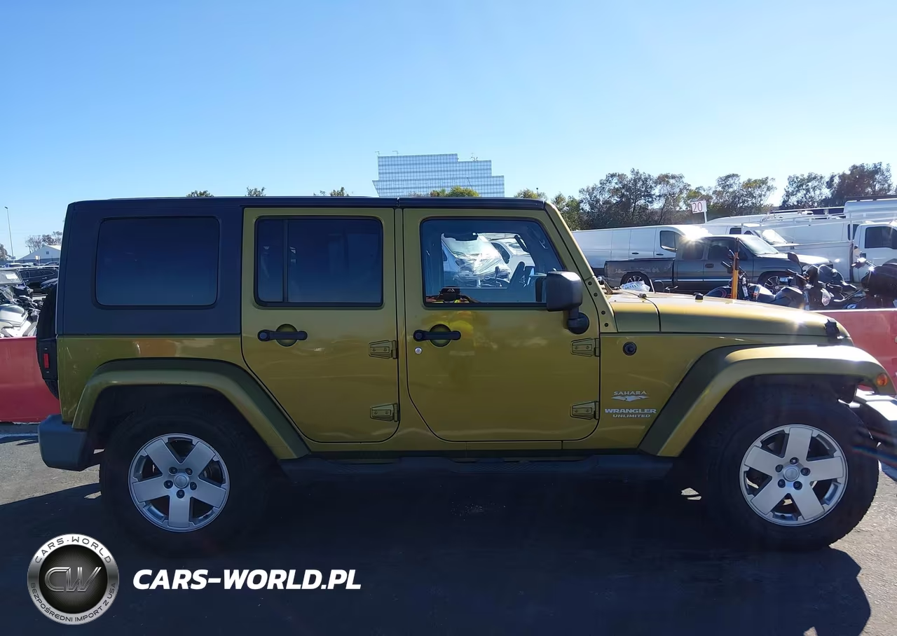 2007 Jeep Wrangler Unlimited Sahara VIN:1J4GB59197L141864 - 13
