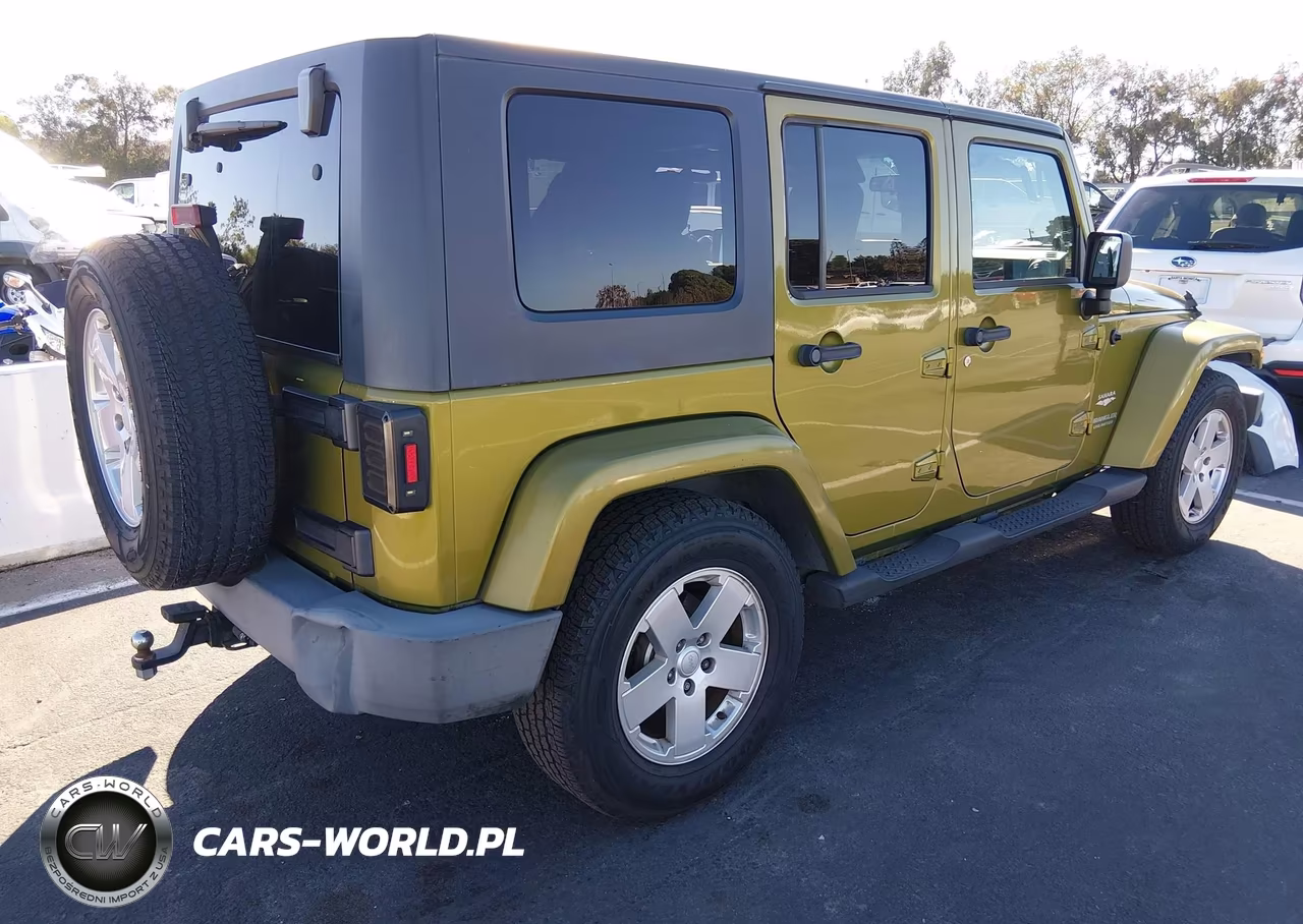 2007 Jeep Wrangler Unlimited Sahara VIN:1J4GB59197L141864 - 4