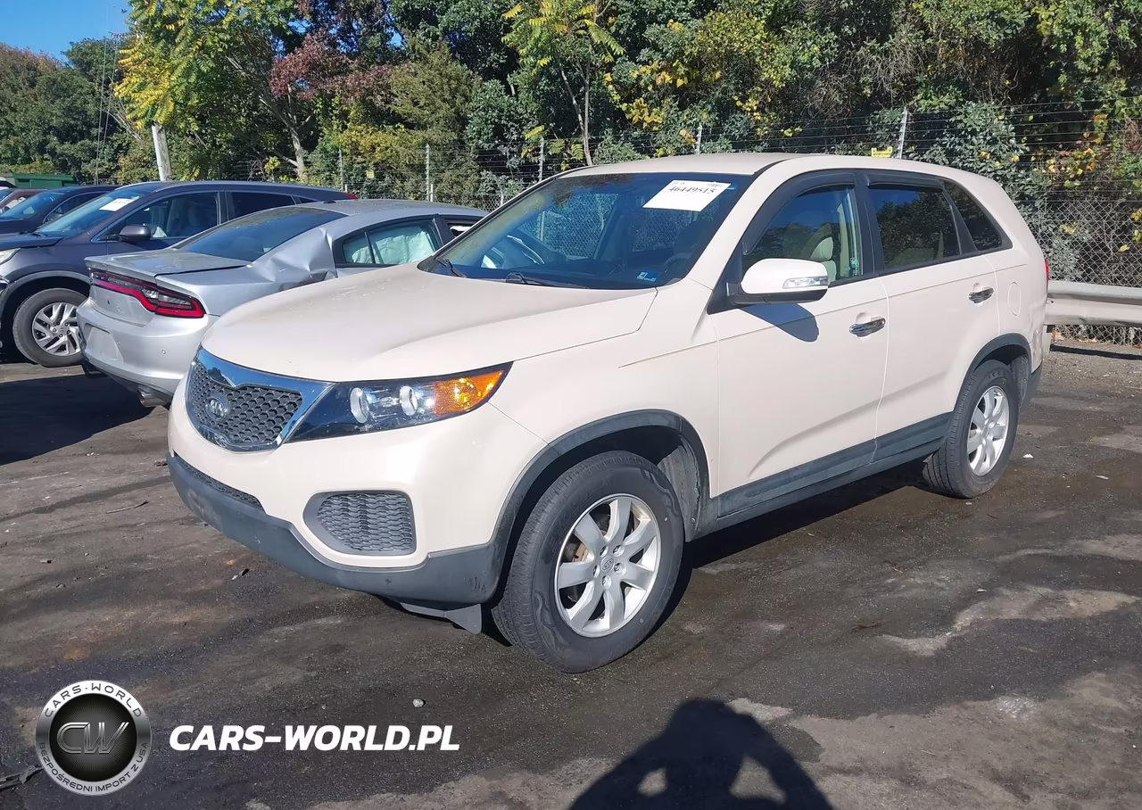 2011 Kia Sorento Lx VIN:5XYKT3A16BG172488 - 2