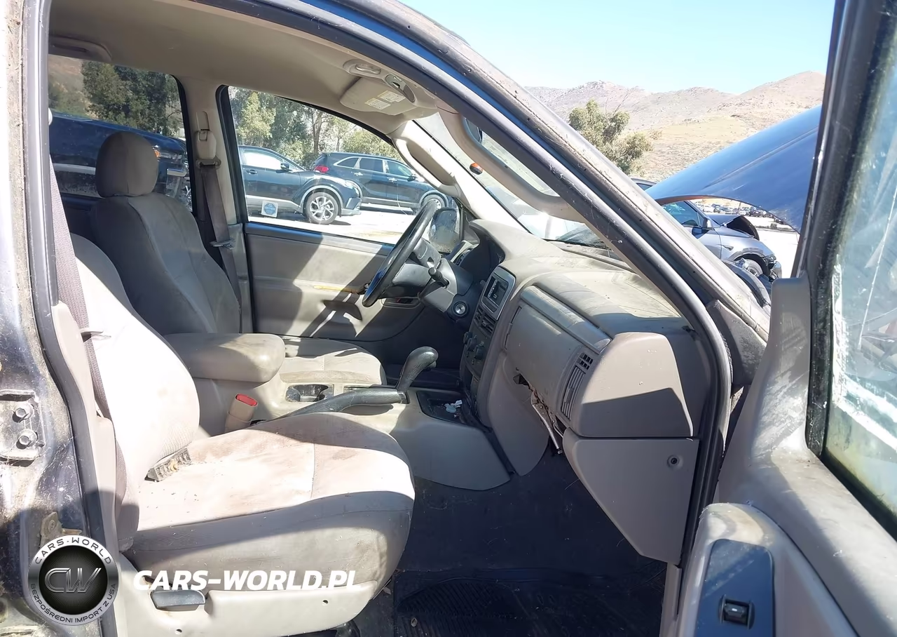 2004 Jeep Grand Cherokee Laredo VIN:1J4GW48S44C351616 - 5