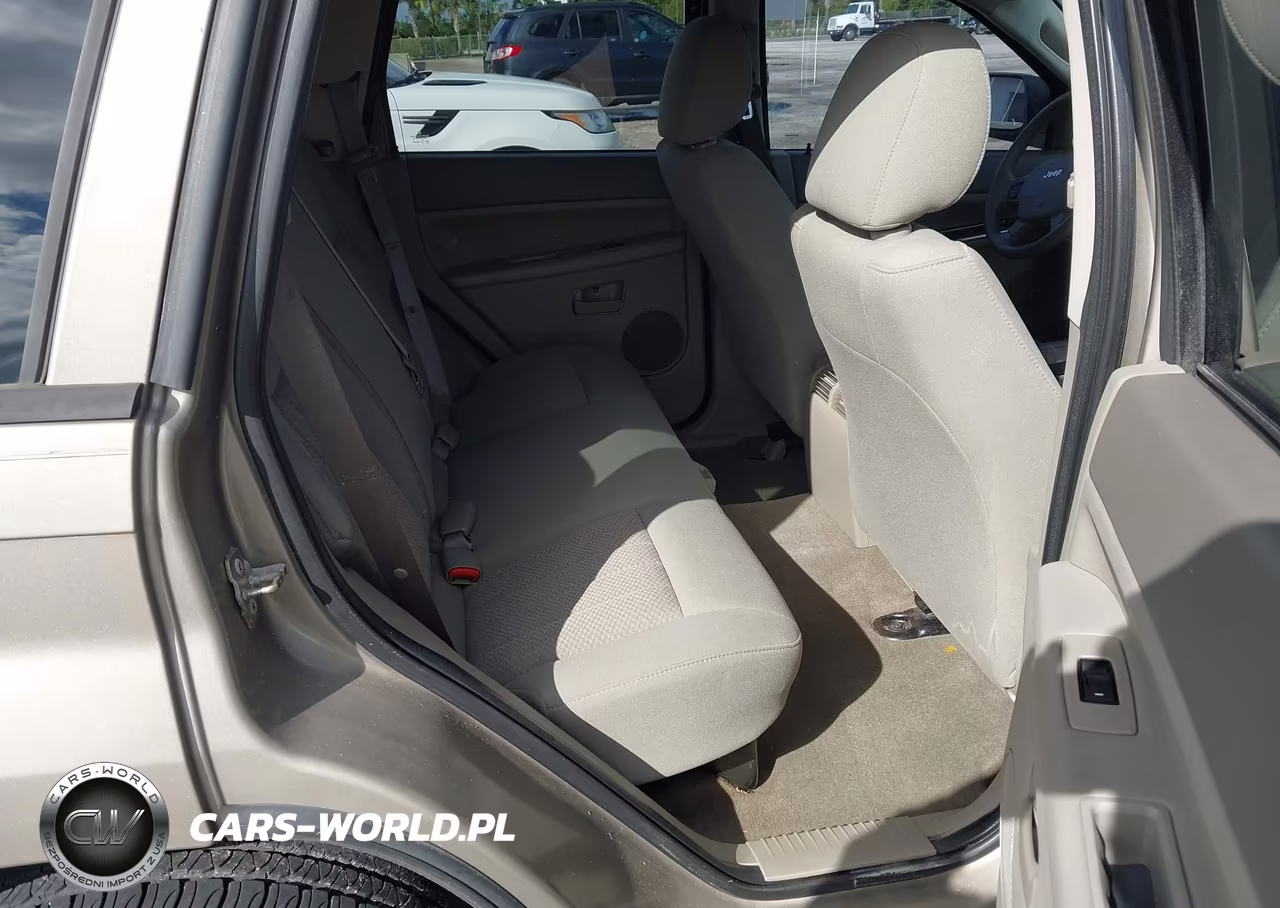 2006 Jeep Grand Cherokee Laredo VIN:1J4GR48K56C171913 - 8