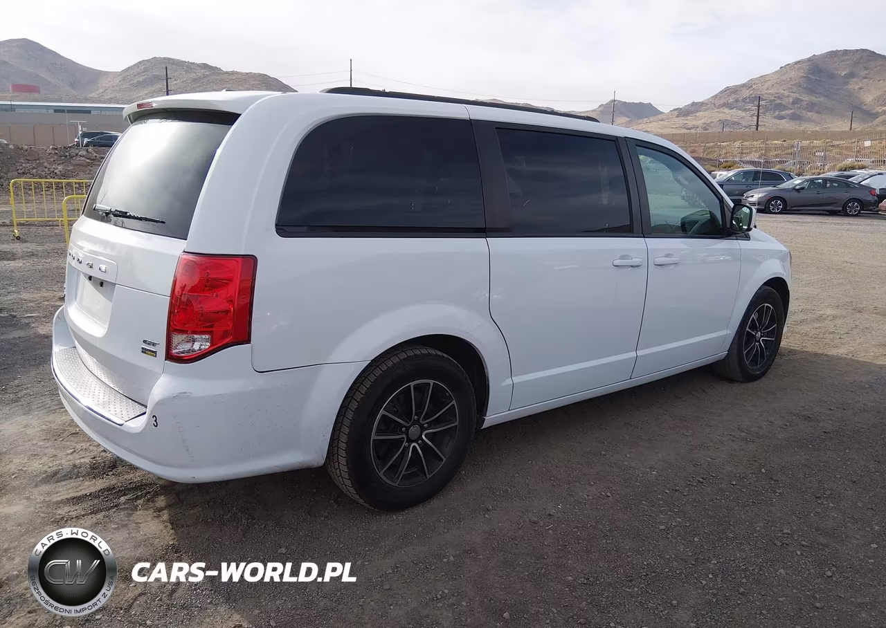 2019 Dodge Grand Caravan Gt VIN:2C4RDGEGXKR660551 - 4