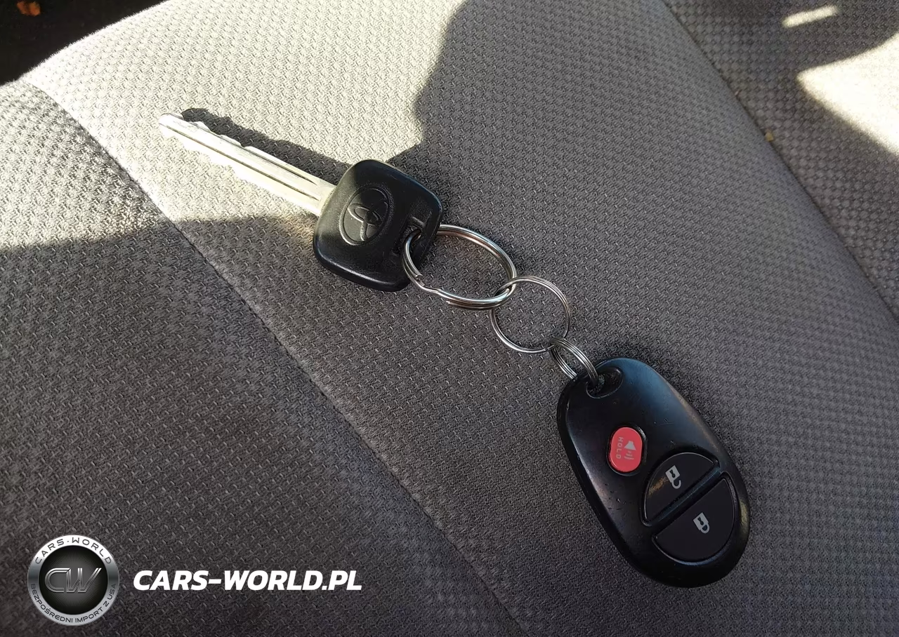 2014 Toyota Sienna L V6 7 Passenger VIN:5TDZK3DC1ES479556 - 11