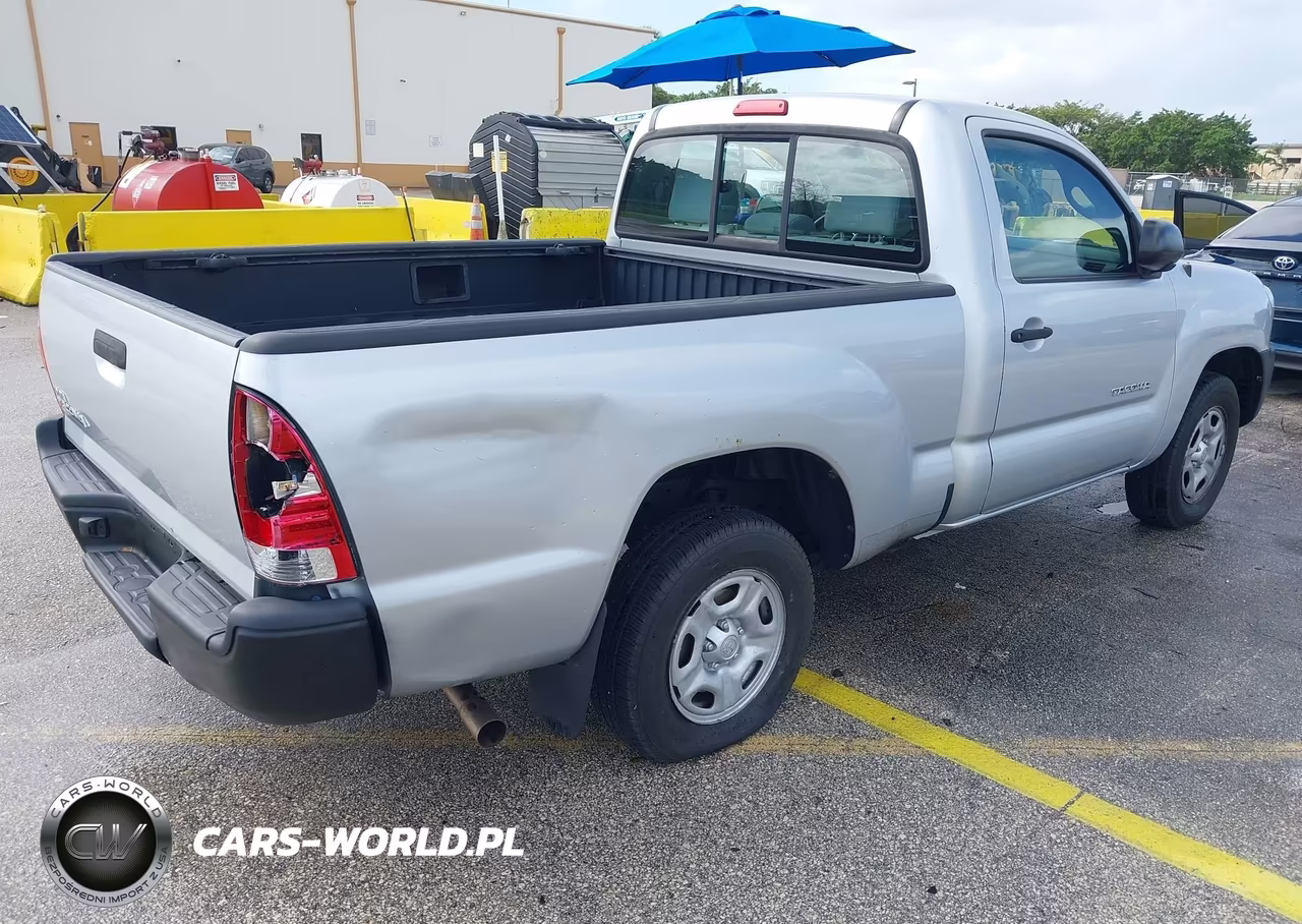 2010 Toyota Tacoma Base VIN:5TENX4CN6AZ694114 - 4