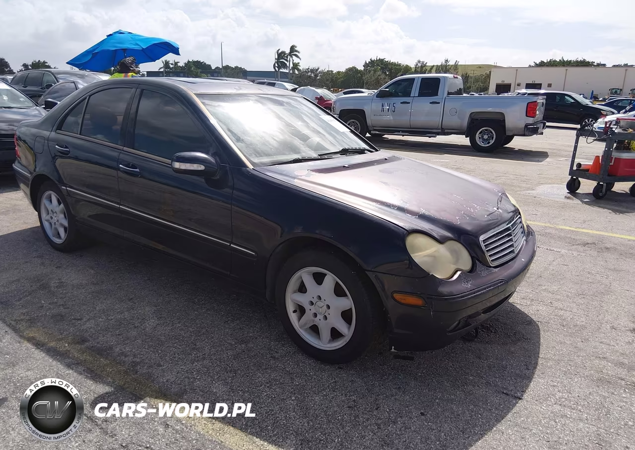 2004 Mercedes-Benz C 240