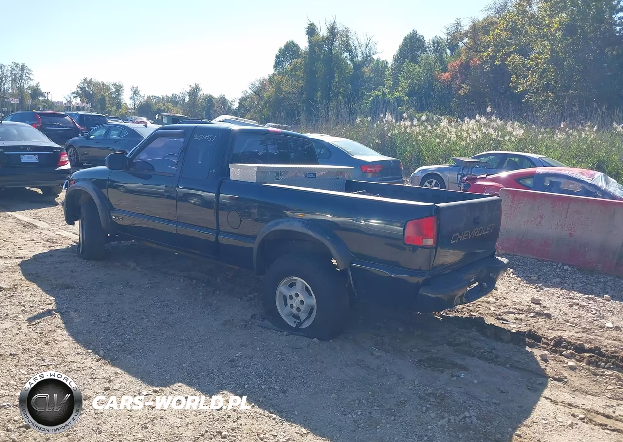 1998 Chevrolet T10 Ls Fleetside VIN:1GCCT19W4W8248361 - 3