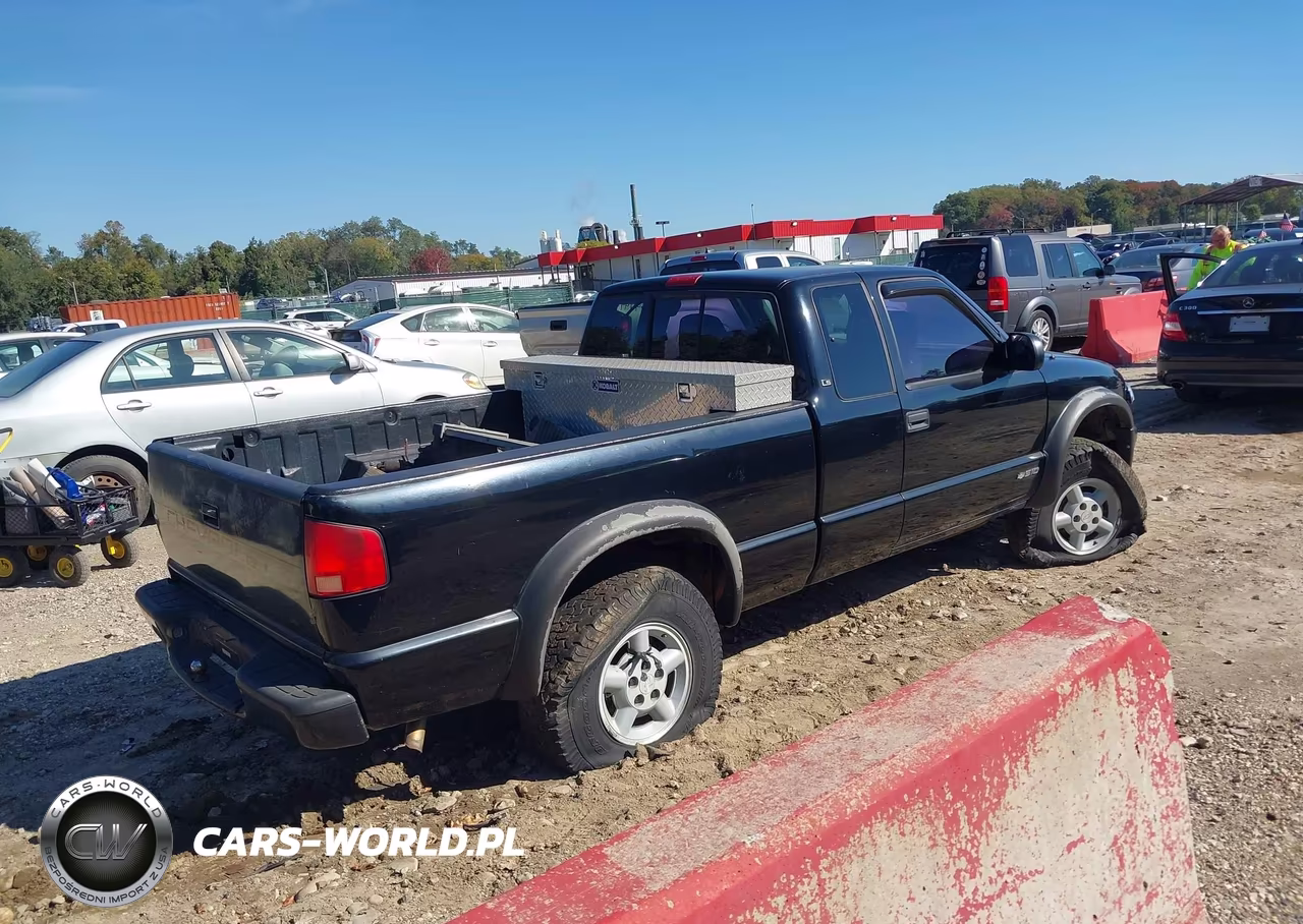 1998 Chevrolet T10 Ls Fleetside VIN:1GCCT19W4W8248361 - 4