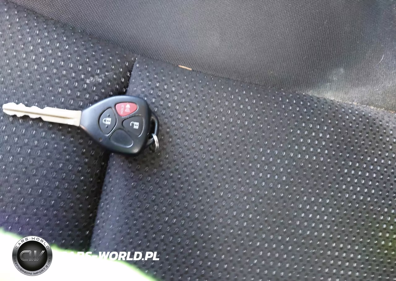 2009 Pontiac Vibe VIN:5Y2SP67839Z465898 - 11