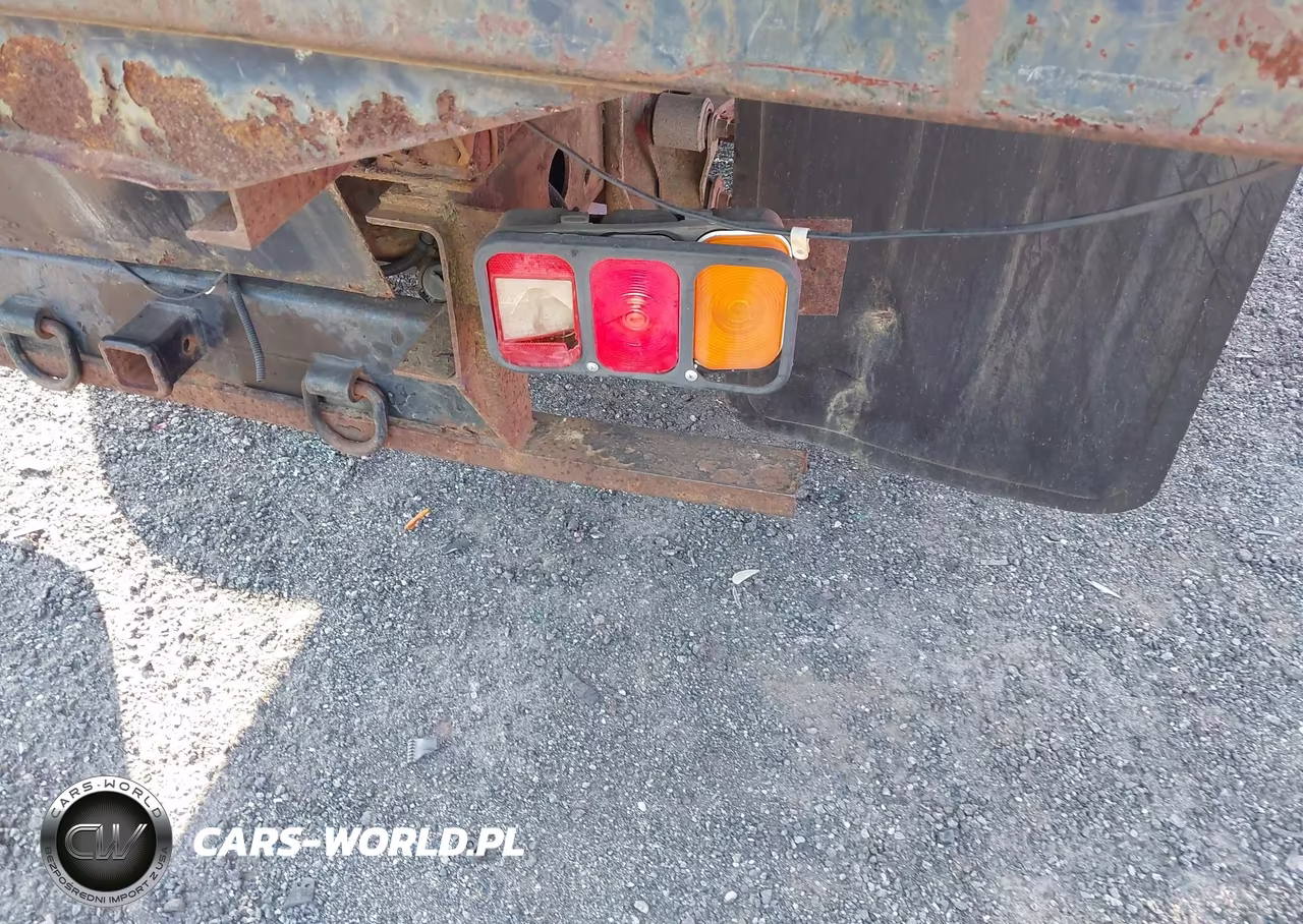 2004 Chevrolet Silverado 3500 Chassis Work Truck VIN:1GBJC34U84E220185 - 13