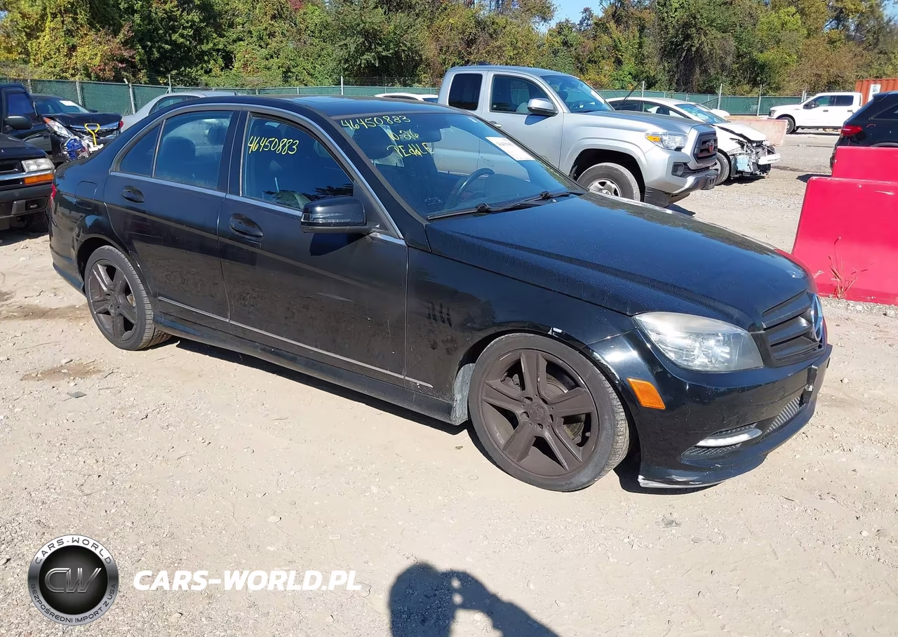 2011 Mercedes-Benz C 300 Luxury 4Matic-Sport 4Matic