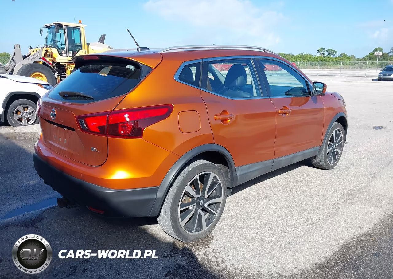 2017 NISSAN ROGUE SPORT SL VIN:JN1BJ1CP9HW016617 - 4