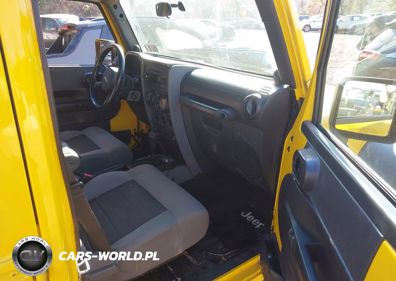 2009 Jeep Wrangler Unlimited X VIN:1J4GA391X9L747118 - 5
