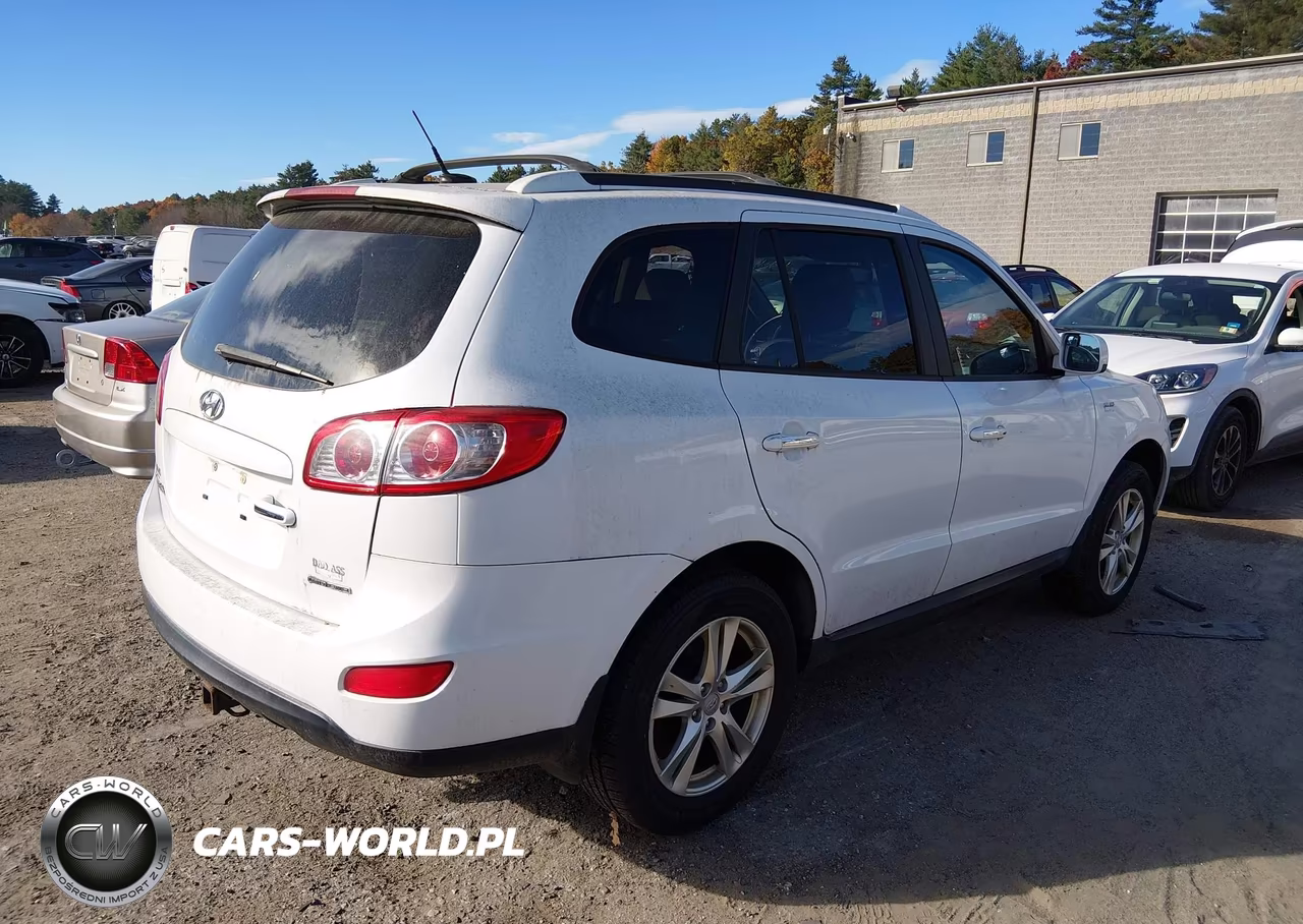 2012 Hyundai Santa Fe Limited V6 VIN:5XYZKDAGXCG167596 - 4
