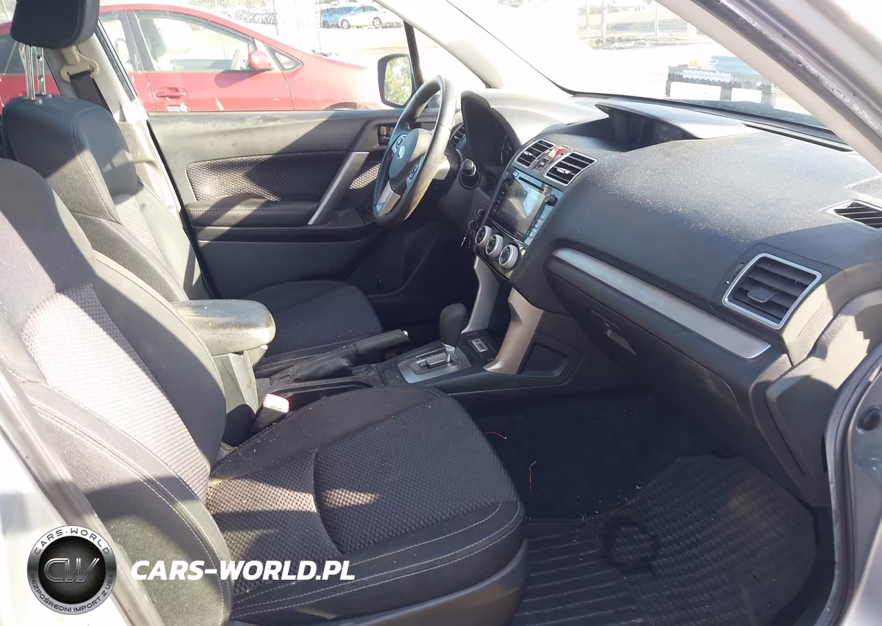 2018 Subaru Forester 2.5I Premium VIN:JF2SJAGC4JH454963 - 5
