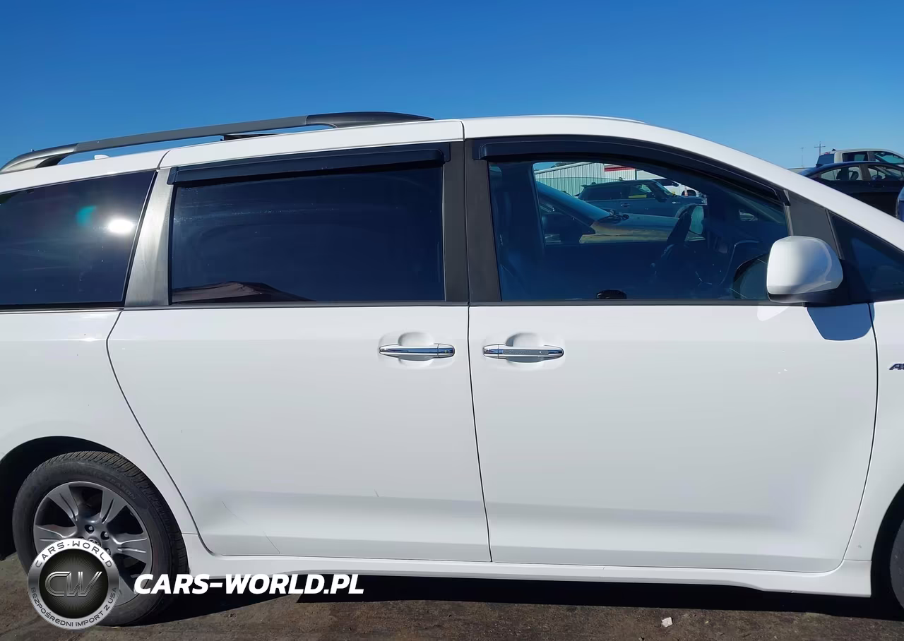 2019 Toyota Sienna Se 7 Passenger VIN:5TDEZ3DC4KS220551 - 12