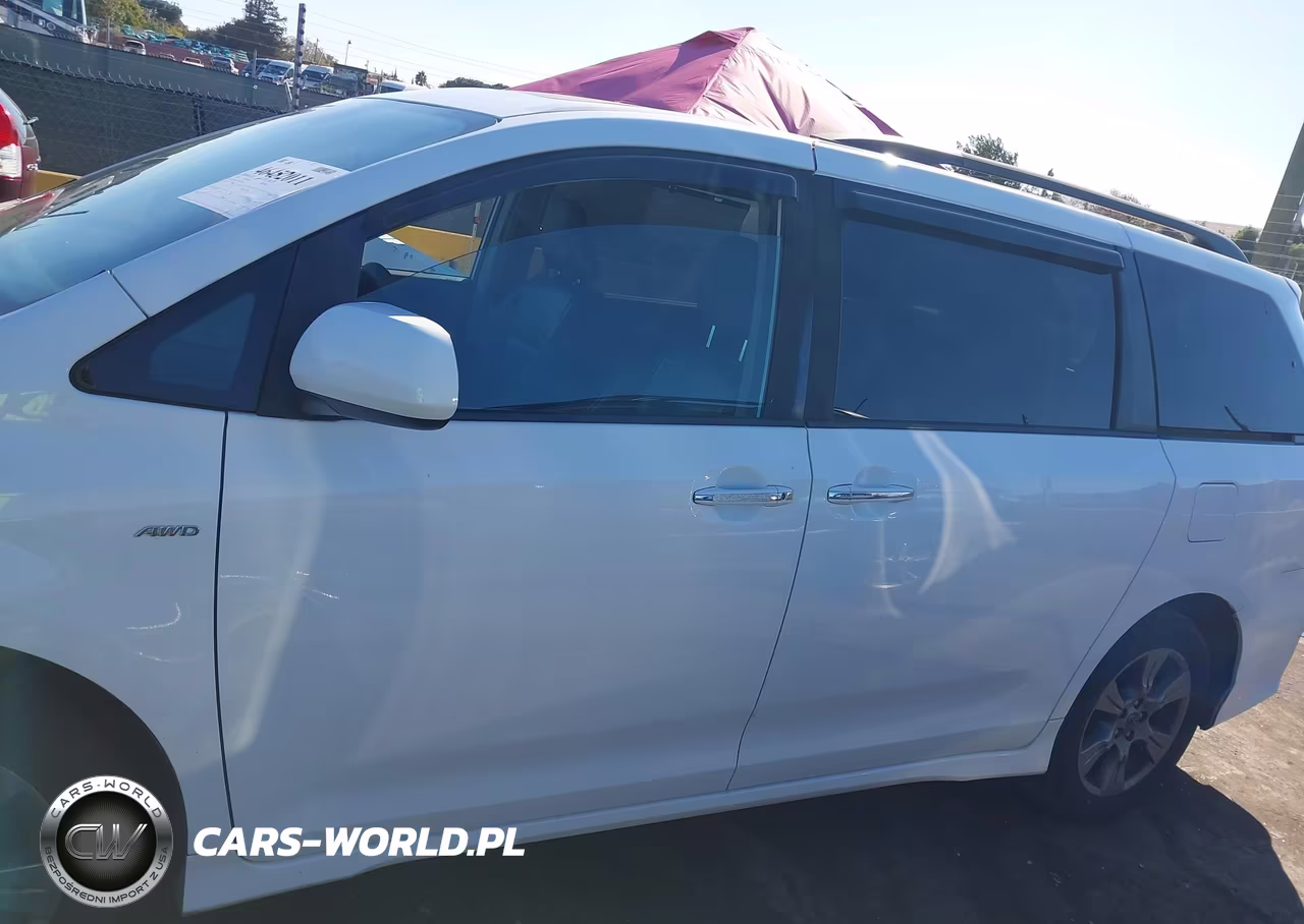 2019 Toyota Sienna Se 7 Passenger VIN:5TDEZ3DC4KS220551 - 13