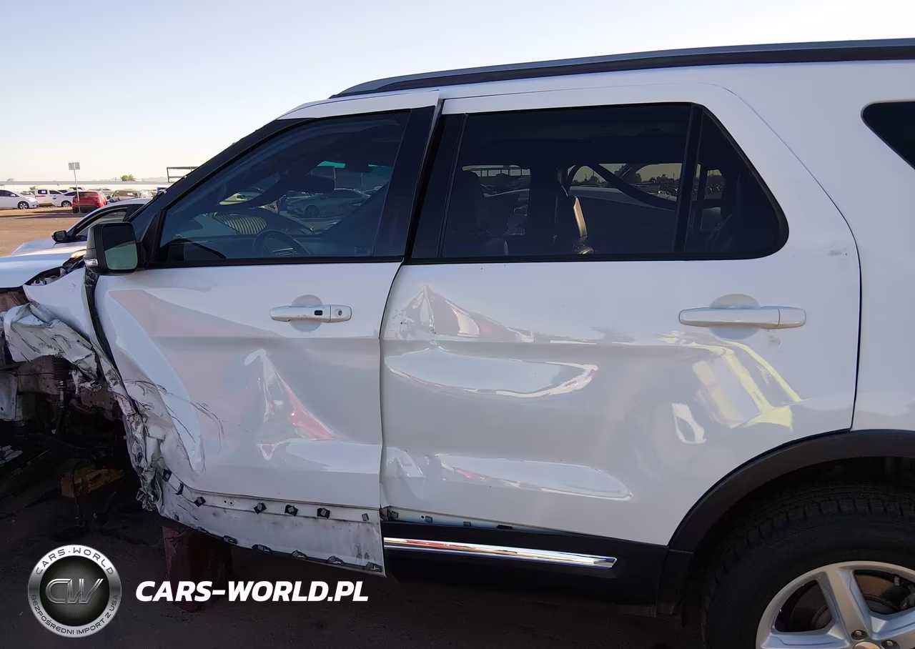 2019 Ford Explorer Xlt VIN:1FM5K7DH9KGB16277 - 14
