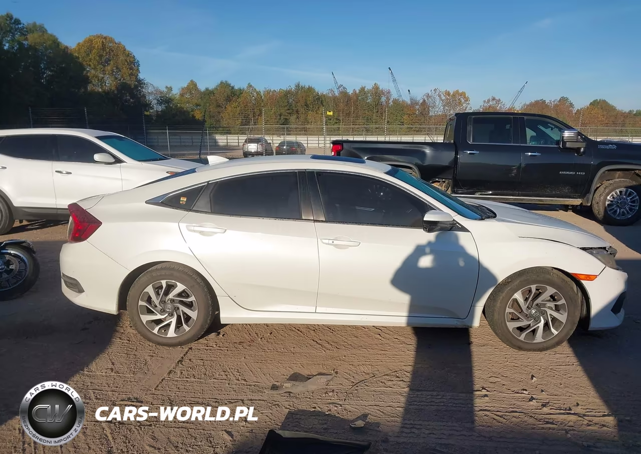 2017 Honda Civic Ex VIN:19XFC2F7XHE072585 - 13
