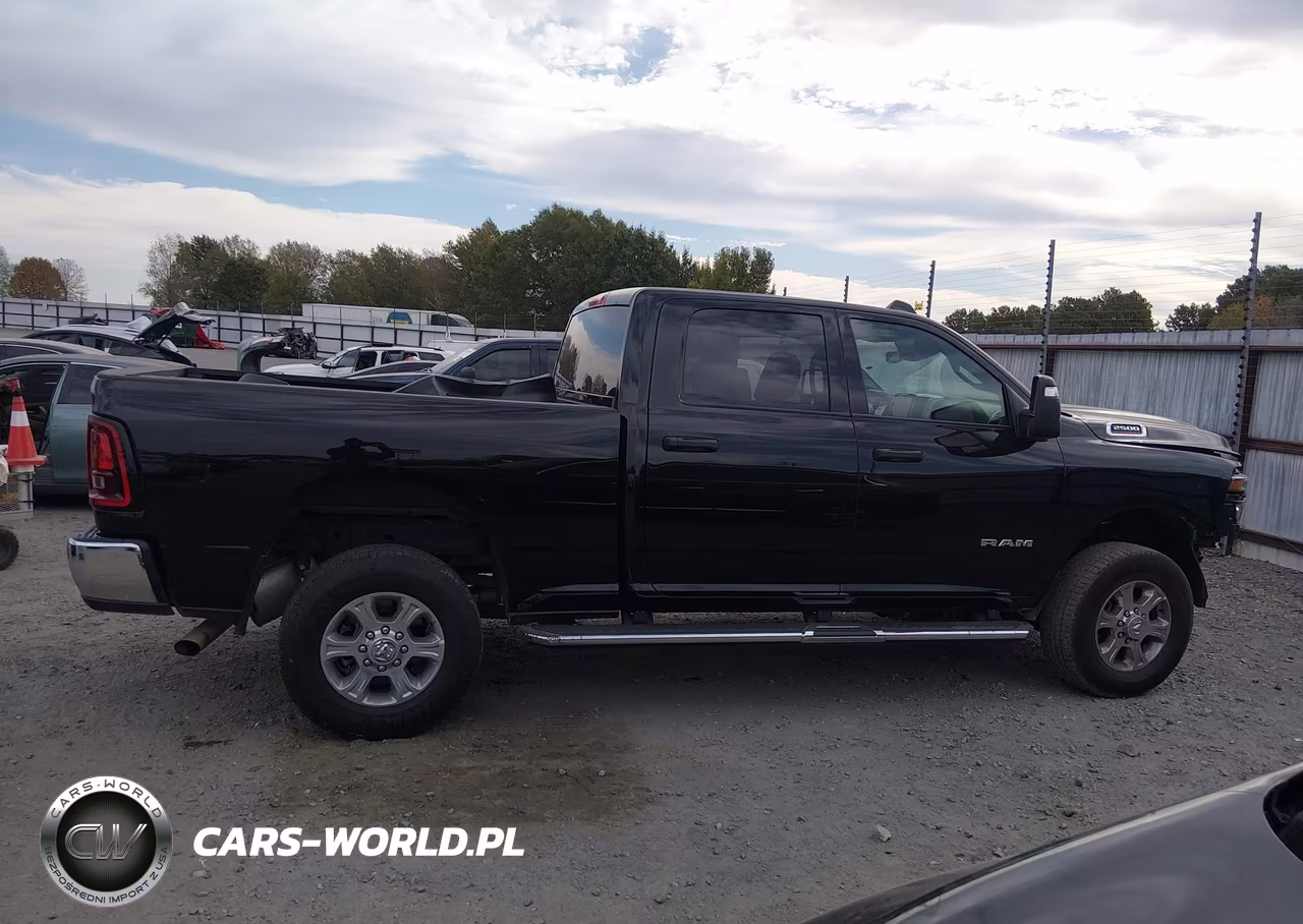 2026 Ram 2500 Big Horn 4X4 6'4 Box VIN:3C6UR5DJ4TG246841 - 14