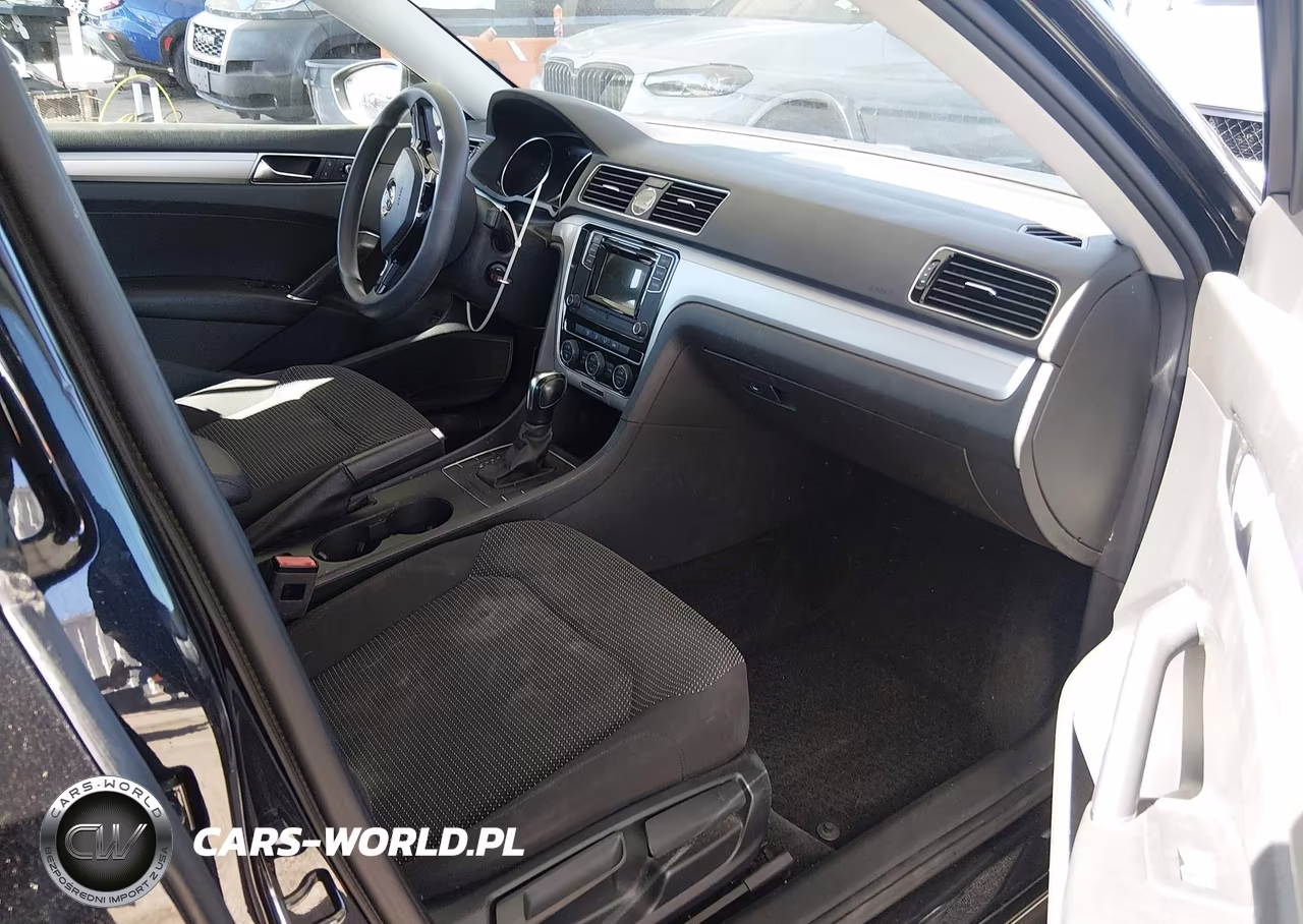 2017 Volkswagen Passat 1.8T S VIN:1VWAT7A37HC081065 - 5