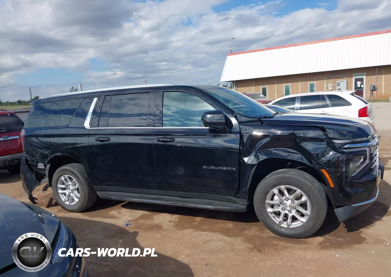2026 Chevrolet Suburban Lt, 4Wd VIN:1GNS6CKD7TR388599 - 13