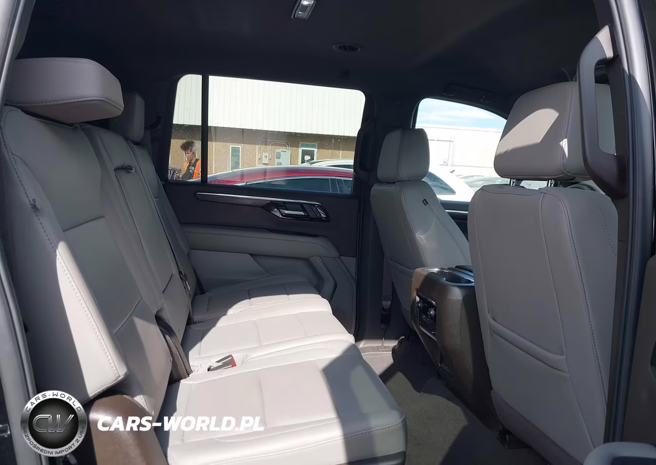 2026 Chevrolet Suburban Lt, 4Wd VIN:1GNS6CKD7TR388599 - 8