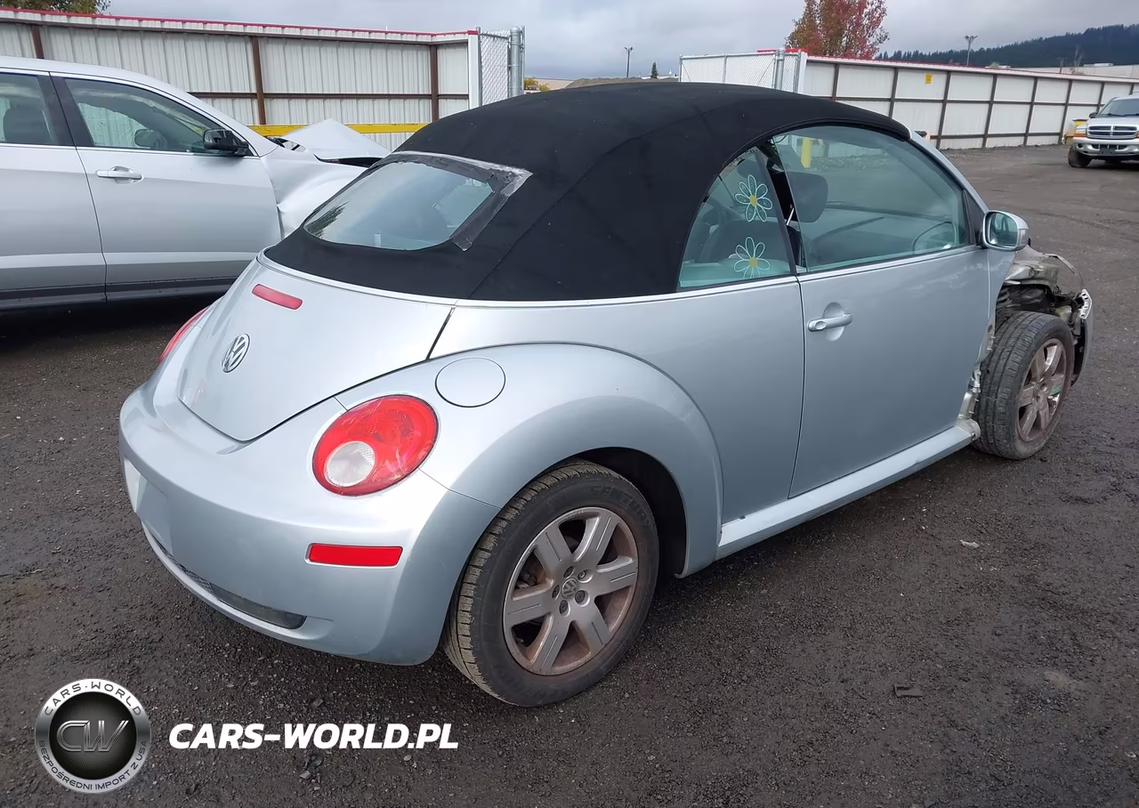 2007 Volkswagen New Beetle 2.5 VIN:3VWRF31Y97M401532 - 4