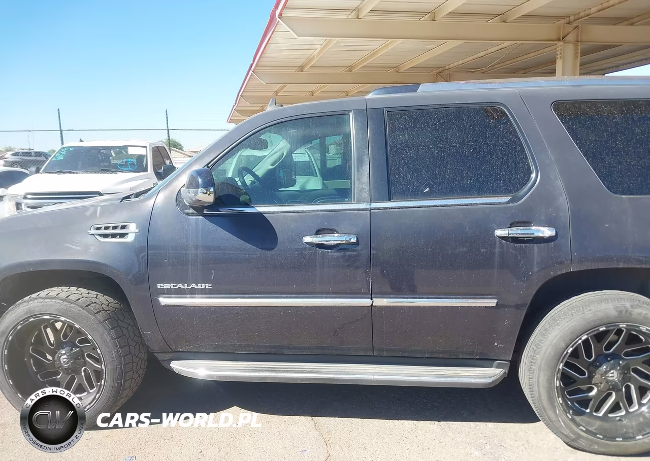 2013 Cadillac Escalade Luxury VIN:1GYS3BEFXDR223831 - 14