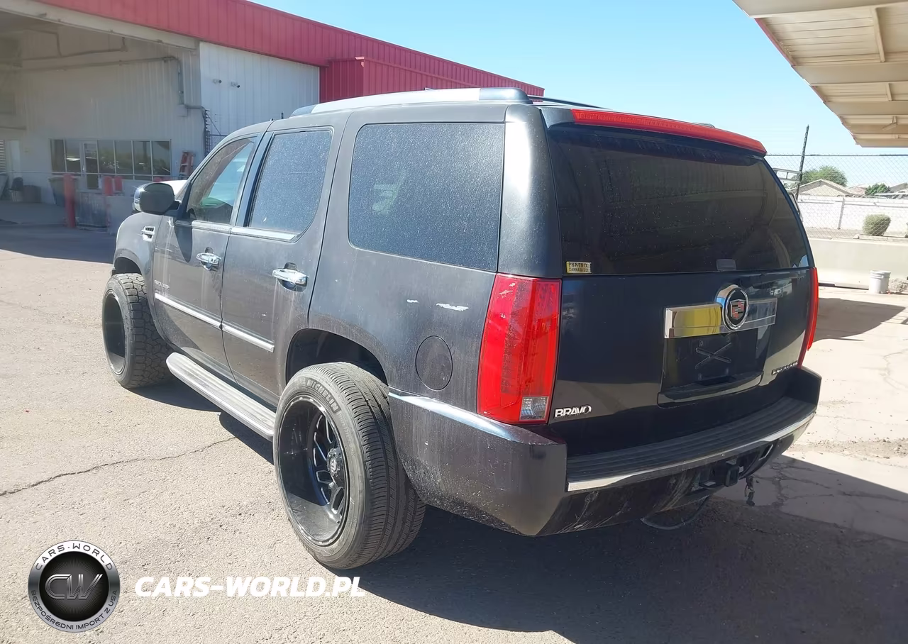 2013 Cadillac Escalade Luxury VIN:1GYS3BEFXDR223831 - 3