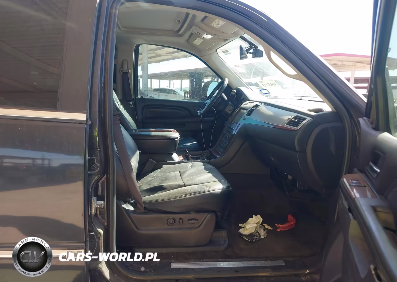2013 Cadillac Escalade Luxury VIN:1GYS3BEFXDR223831 - 5