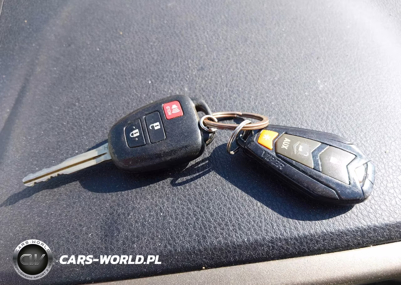 2015 Toyota Rav4 Le VIN:2T3ZFREV7FW178846 - 11